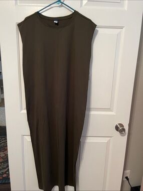 NWT Old Navy Olive Green Sleeveless Midi Dress